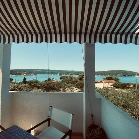 Modesty Appartement Nečujam